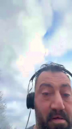 Semplic8 webcam model stream image