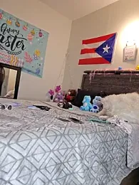 ladycreamypr2 webcam stripchat model stream image