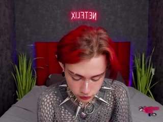 leoncrystall webcam model stream image