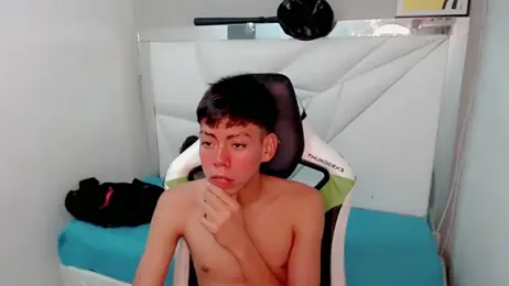 Liarr_ webcam model stream image