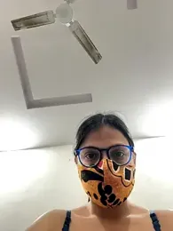 Poojaxdelhi webcam model stream image