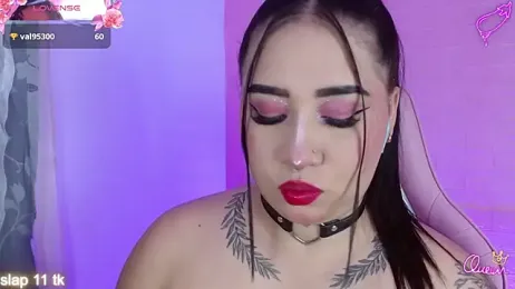 _hooly webcam model stream image