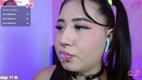 _hooly webcam model stream image