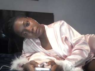 girlsg0newild webcam model stream image