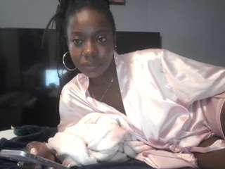 girlsg0newild webcam model stream image