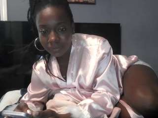 girlsg0newild webcam model stream image