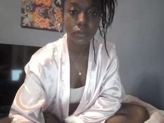 girlsg0newild webcam model stream image