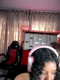 serena_willow webcam model stream image