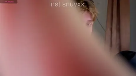 LouieEvans webcam model stream image