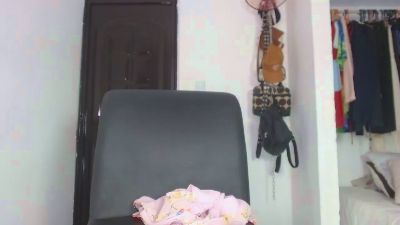 Doll_dollys_ webcam model stream image