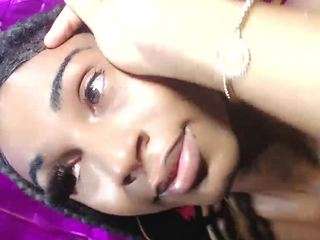 ember-victoria webcam model stream image