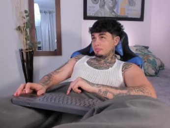 juan_alvarez18 webcam model stream image