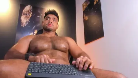 Big_furry_bear13 webcam model stream image