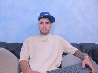 Valentino Ferrero webcam model stream image
