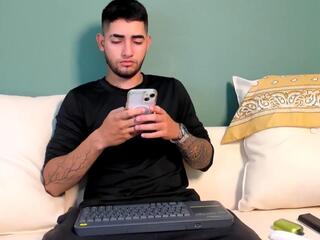 Valentino Ferrero webcam model stream image