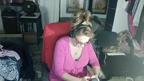 StarinThecloudz webcam model stream image