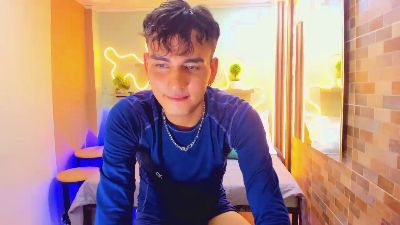 Nix_Peach webcam model stream image