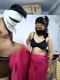 hot_wife_35 webcam model stream image