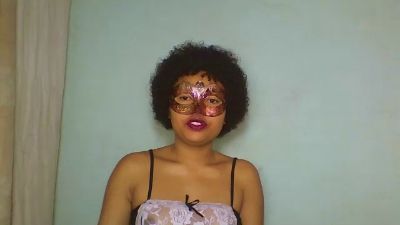 Mamyh webcam model stream image