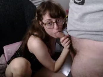 ariaqt webcam model stream image