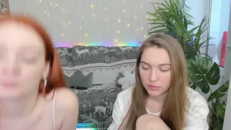 Radiants_two webcam stripchat model stream image