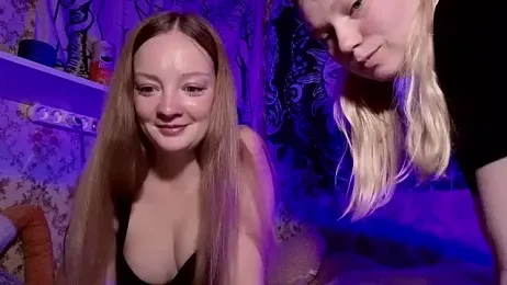 Radiants_two webcam model stream image