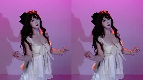 CM---002 webcam model stream image