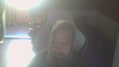 musclepigbcn webcam model stream image