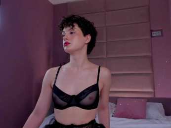 AdelinePerle webcam model stream image