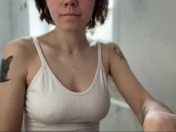 IrmaLai webcam model stream image