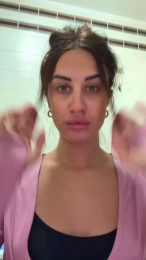 Natiiii webcam model stream image