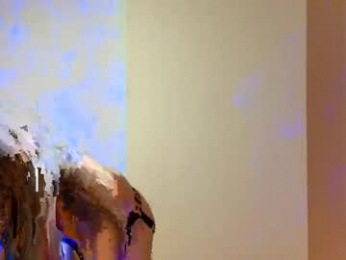 yourhoneyfemboy webcam model stream image