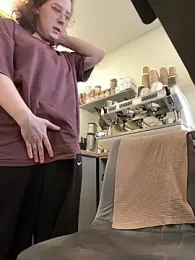 cinnabon_ webcam model stream image