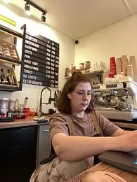 cinnabon_ webcam model stream image