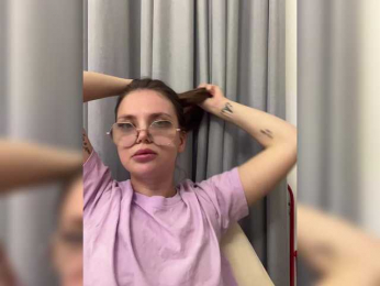BellaGreymodel webcam model stream image