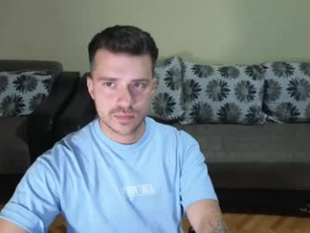 johnnylove21 webcam chaturbate model stream image