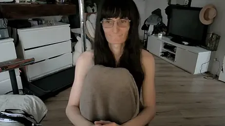 CeriseLapine webcam model stream image