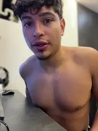 alekzamo webcam model stream image