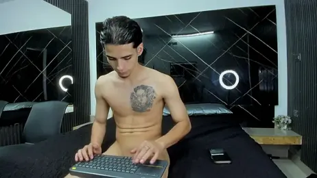 Max-williams webcam model stream image