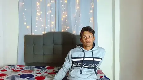 kelvin_jhoseth1 webcam stripchat model stream image