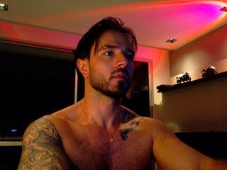 Chriis Angel webcam model stream image