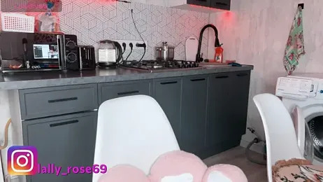 LallyRose69 webcam model stream image