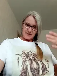 irinamaux webcam model stream image