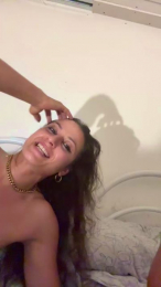 NoraLeoni webcam model stream image