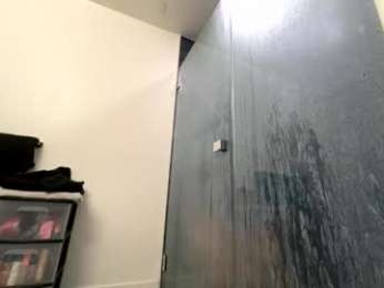 yungfemslut webcam model stream image