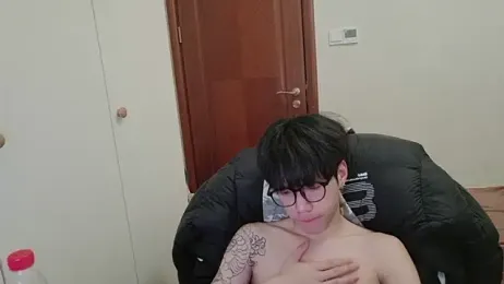 hangzi-0011 webcam model stream image