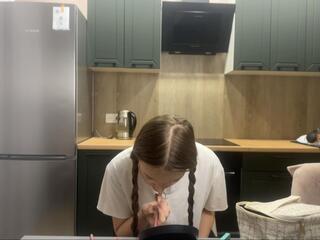 Anjanette Rashdi webcam model stream image