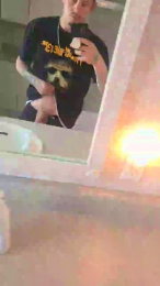 David_in_702 webcam model stream image