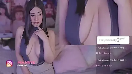 MiaMammie webcam model stream image