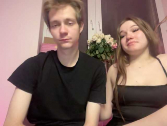 titsDestroy2007 webcam model stream image